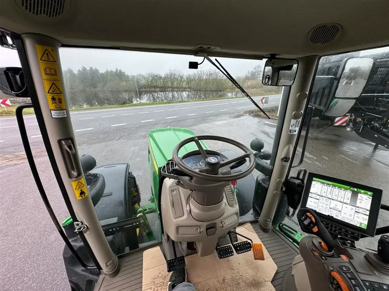 Billede 18 - John Deere 6155R KUN 3500 TIMER OG COMMANDPRO!