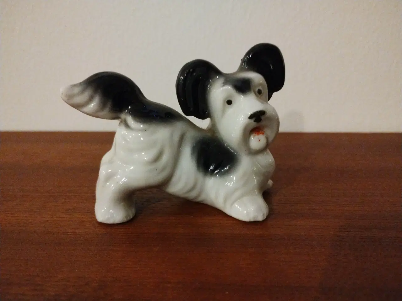 Billede 1 - Lille fin porcelænshund