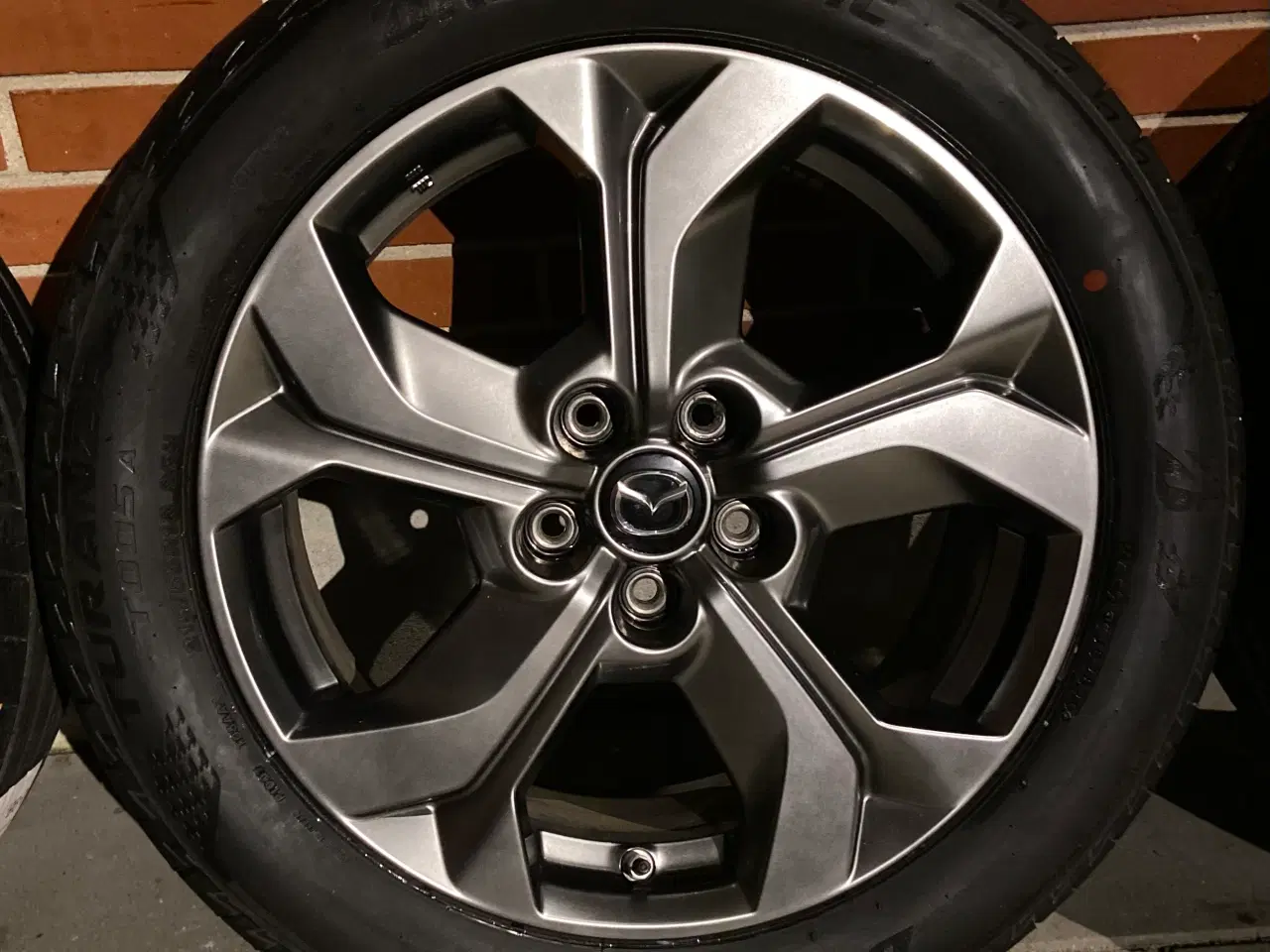 Billede 2 - Næsten nyt sæt originalt Mazda 18” fælge og dæk