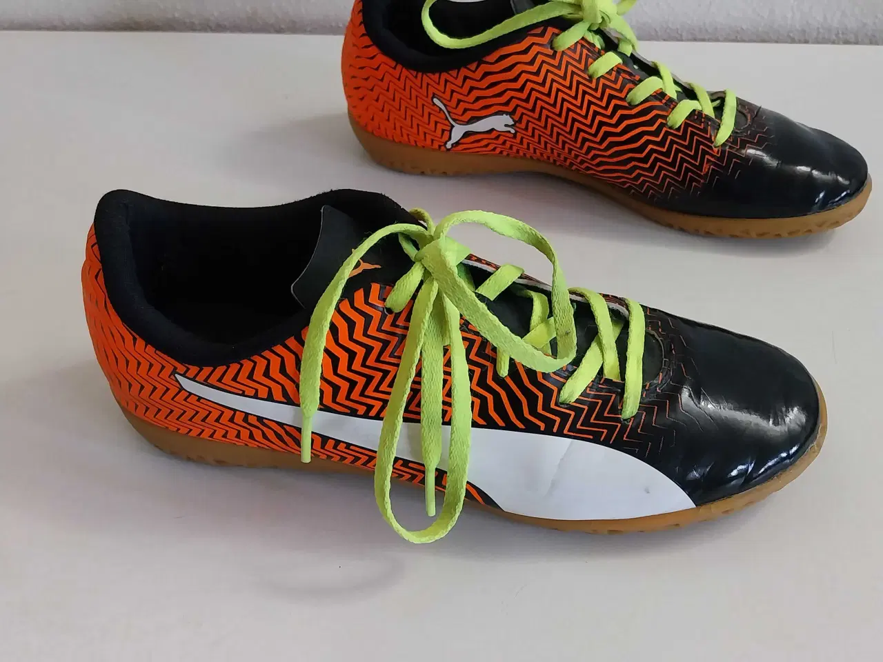 Billede 2 - Puma fodboldstøvler indendørs str 38