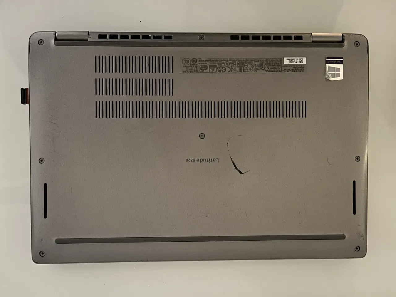 Billede 3 - Dell Latitude 5320 13.3" Windows 11 Pro