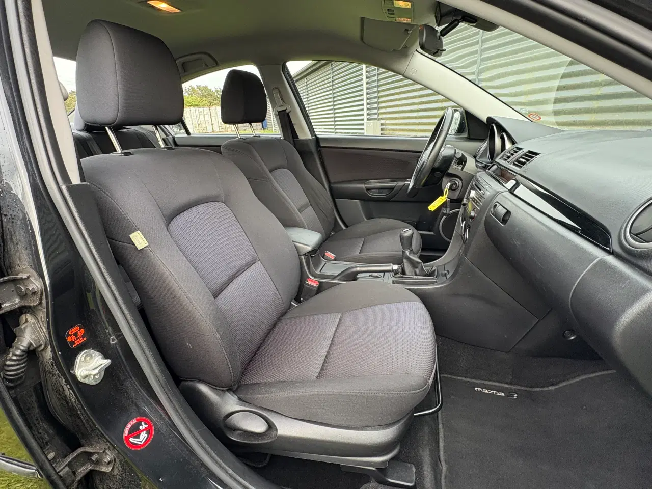 Billede 8 - Mazda 3 1,6 Sedan 105 HK - Kun kørt 128.000 km...