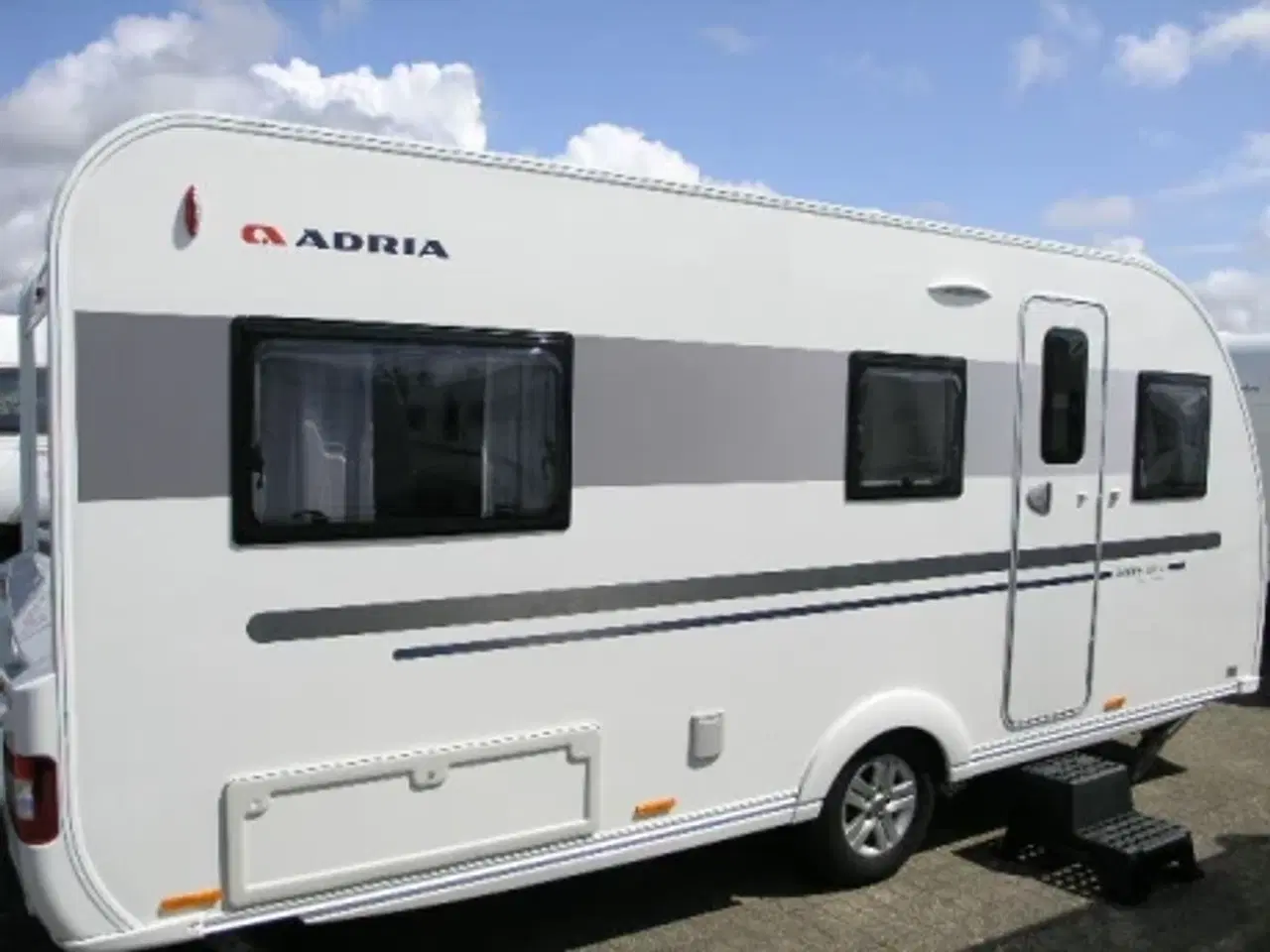 Billede 2 - Adria Adora 502 UL Supreme ALDE