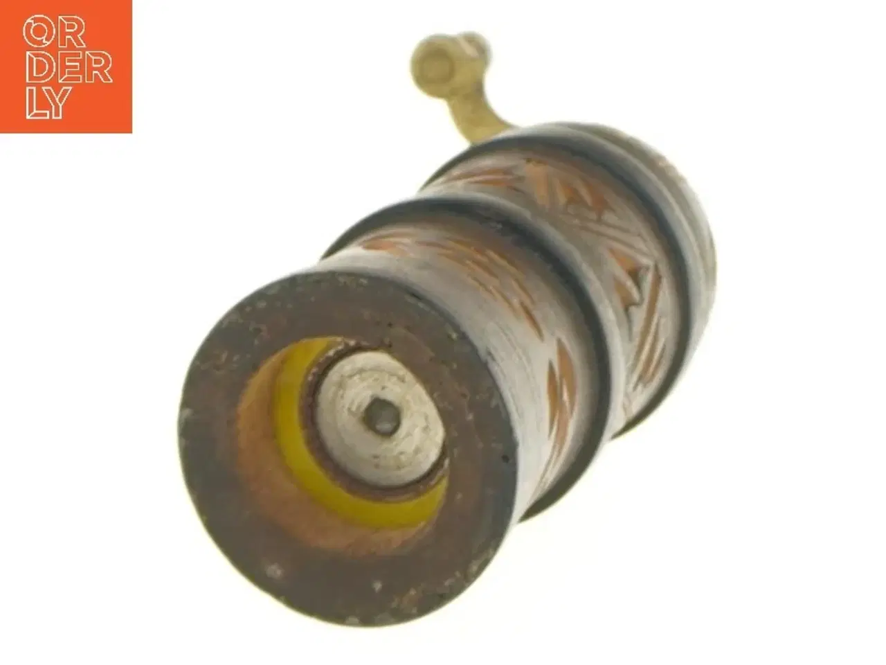 Billede 4 - Træ peberkværn med udskæringer (str. 12 cm)