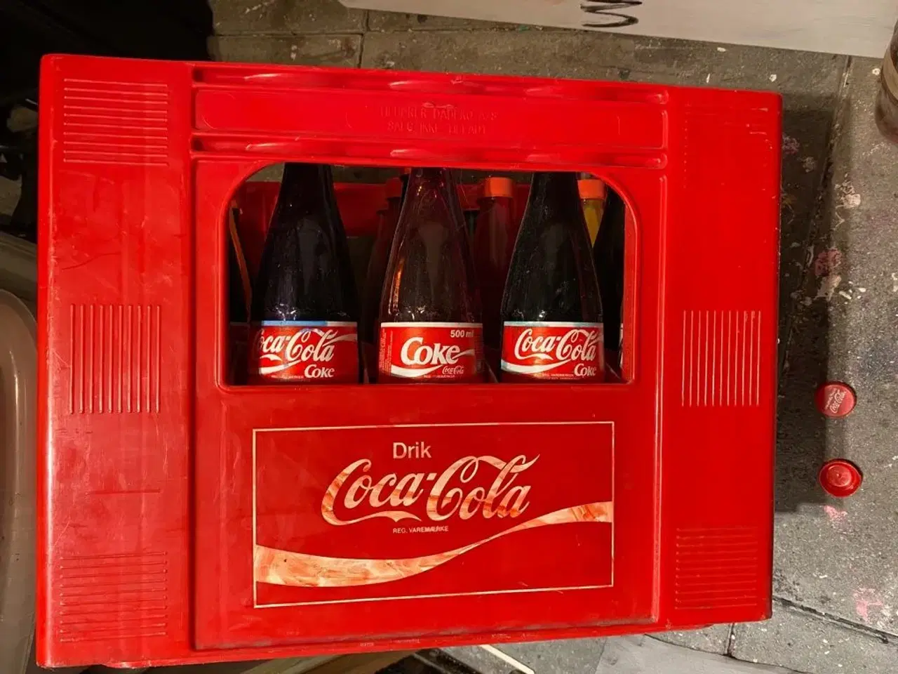 Billede 1 - CocaCola kasse med flasker