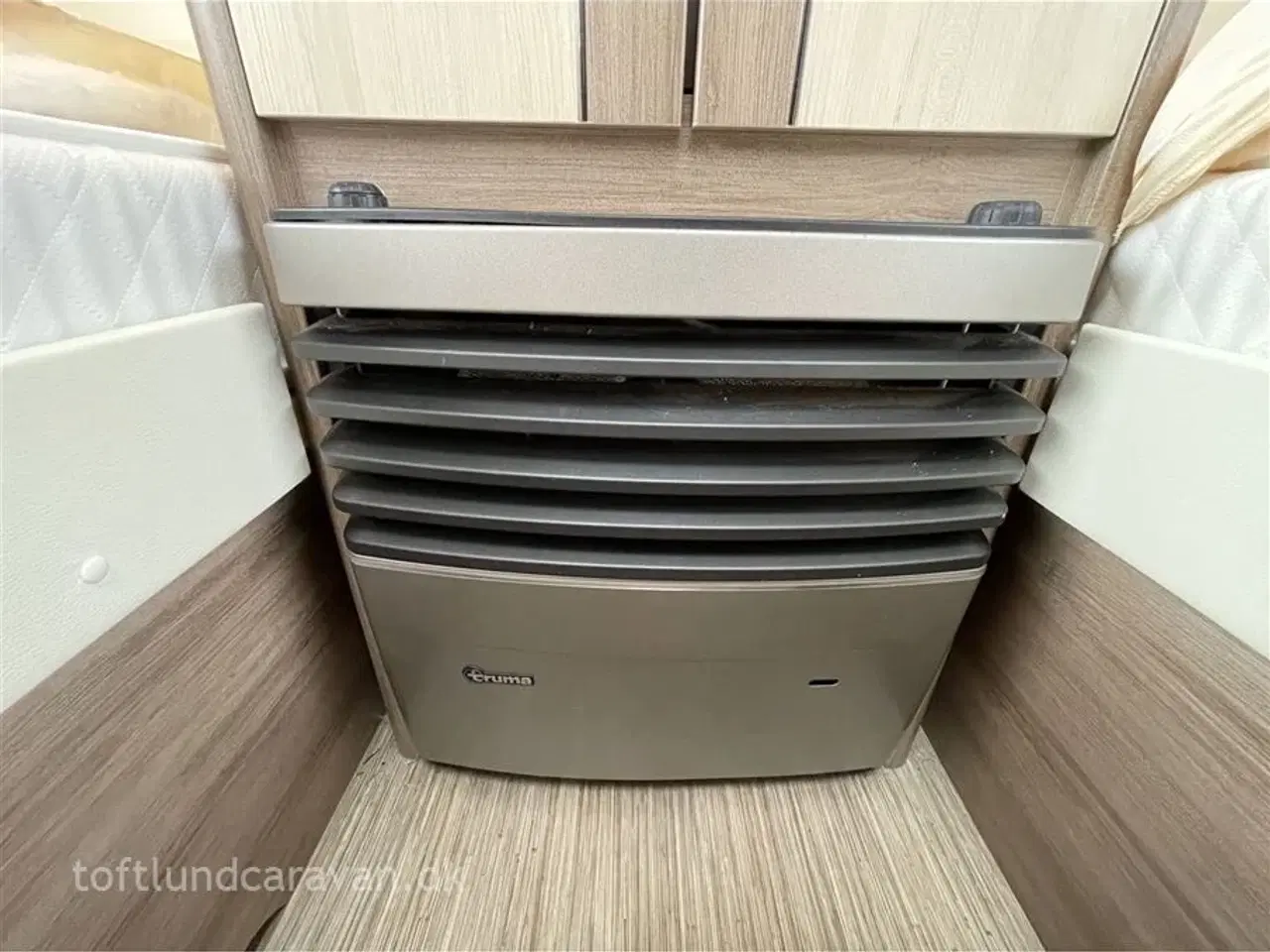 Billede 18 - 2016 - Hobby De Luxe 460 LU   1 EJERS, Populær enkeltsengs-vogn, LAV VÆGT, m/ MOVER+GULVVARME.