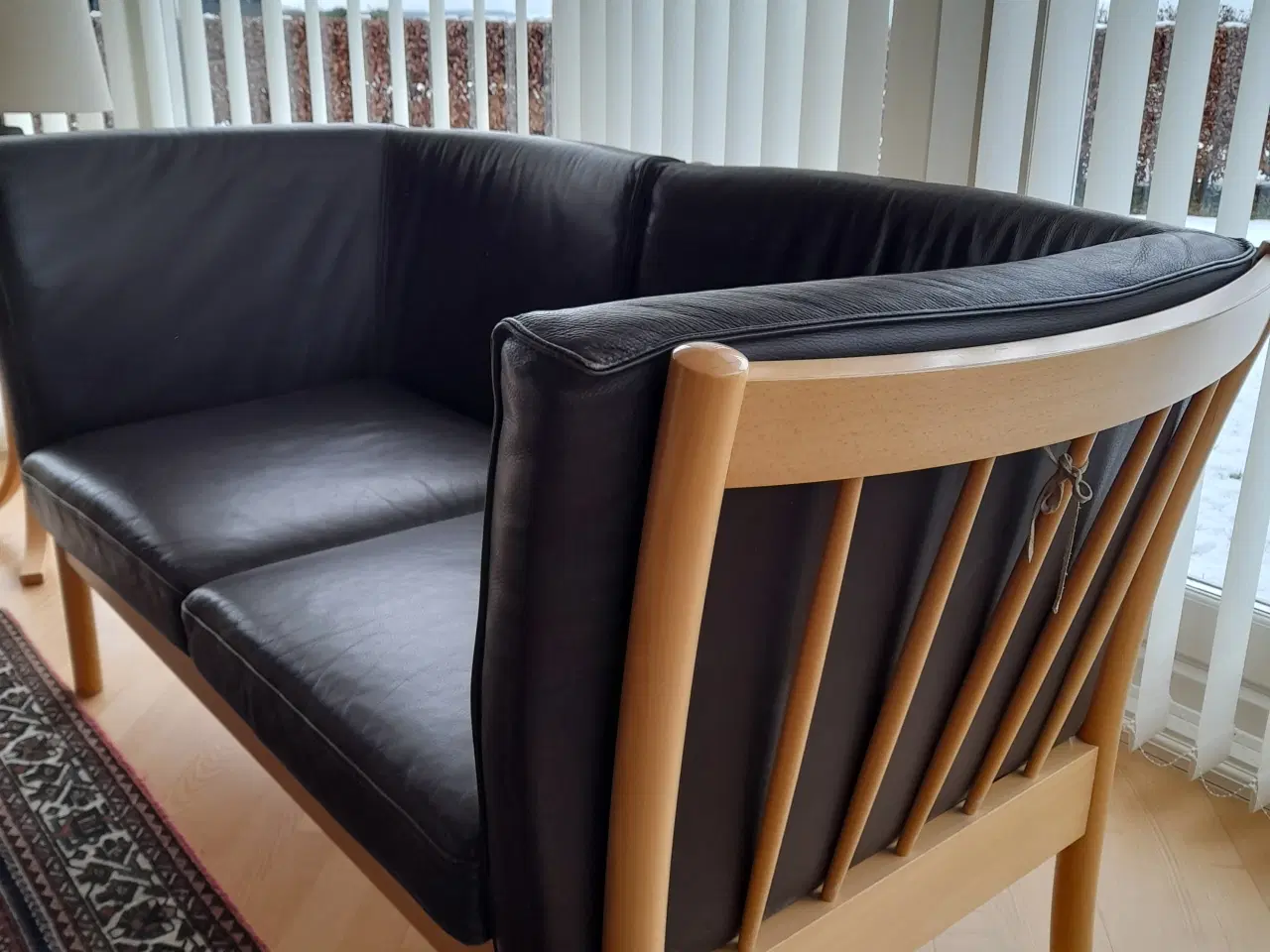 Billede 1 - 2 personers lædersofa med 2 stole