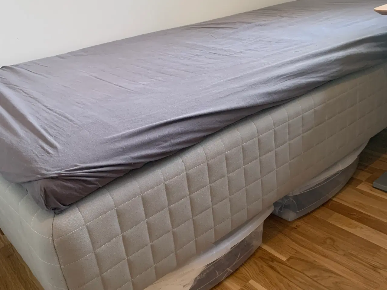 Billede 5 - SOM NY ! Boxmadras - seng - 90 x 200 