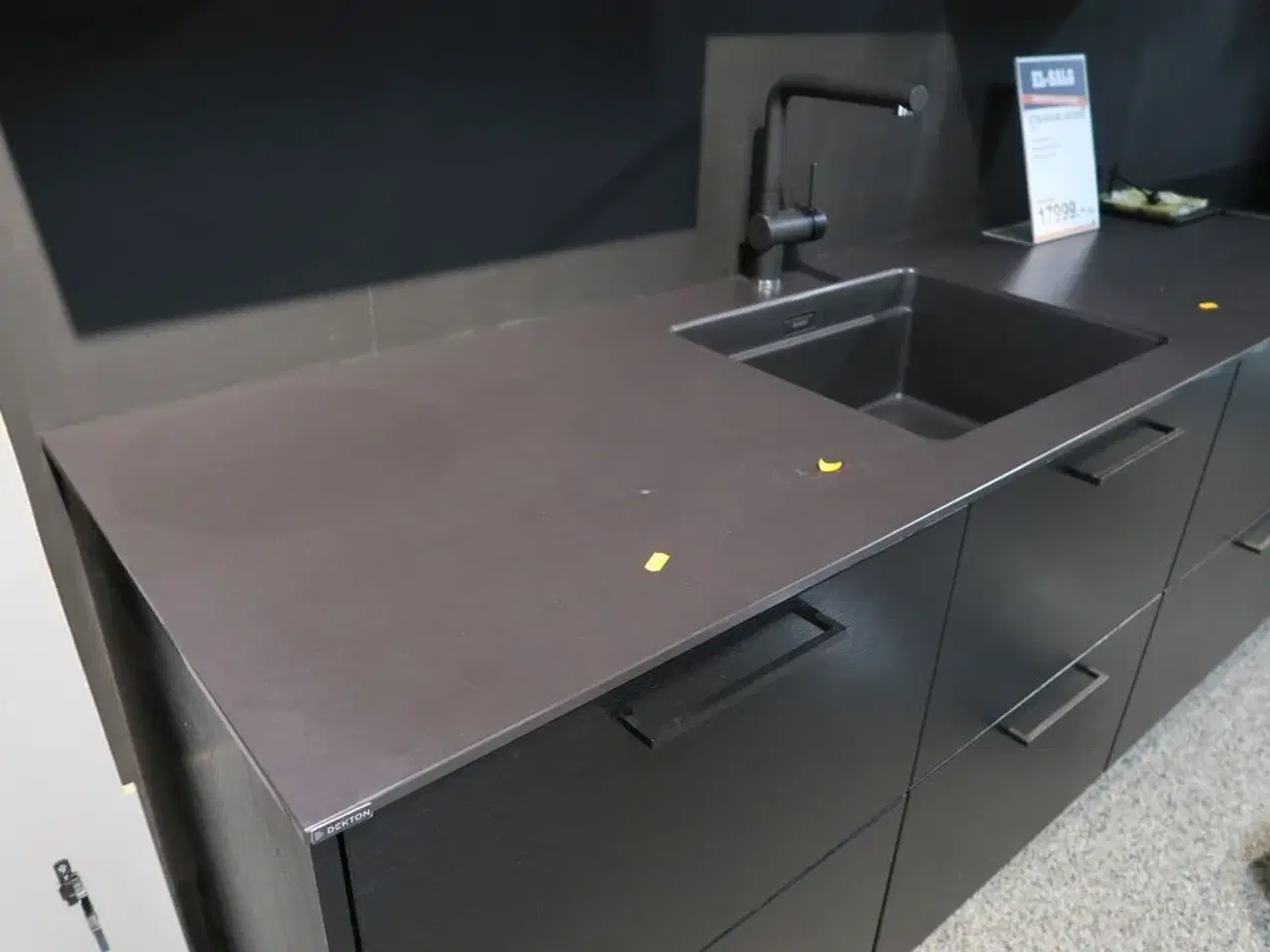 Billede 6 - Køkken NORDANRO uden hårdehvidevarer med stenbordplade DEKTON