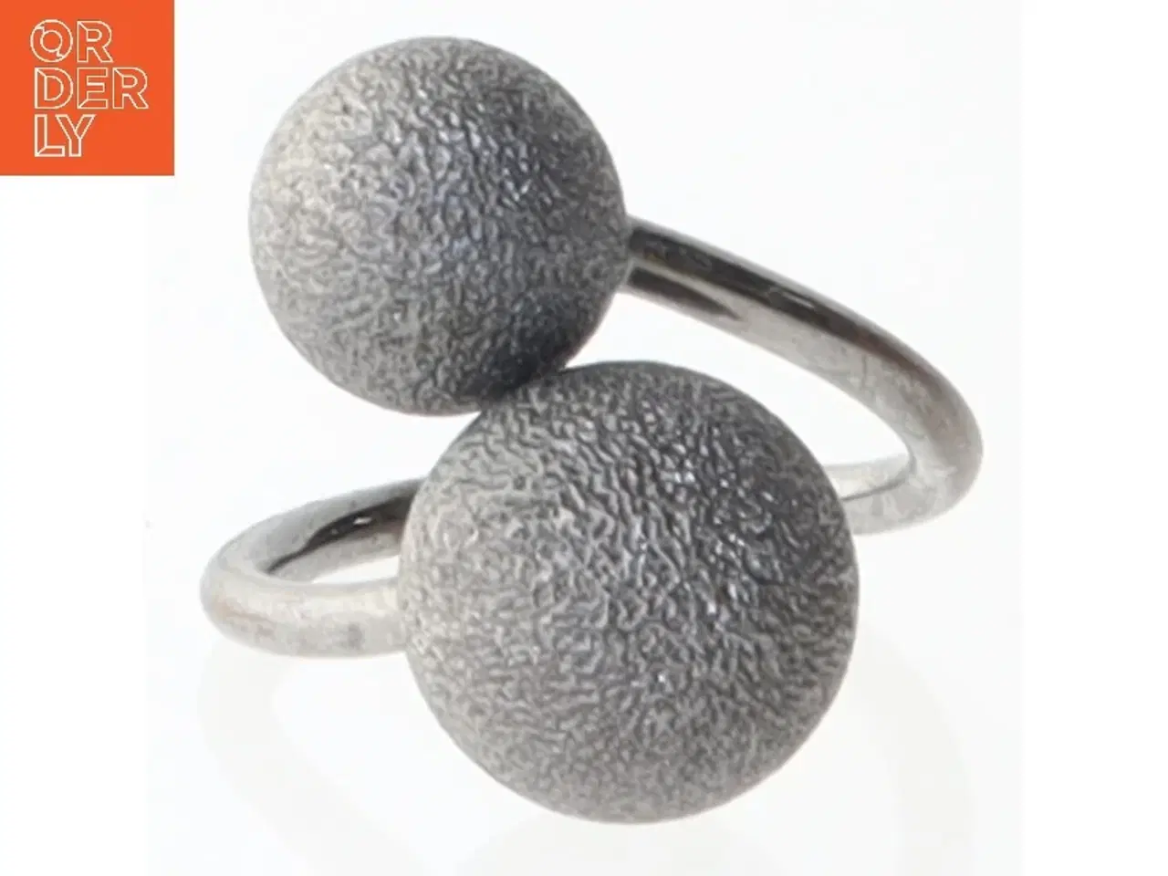 Billede 2 - sølv ring med to kugler (str. Ø 53 mm)