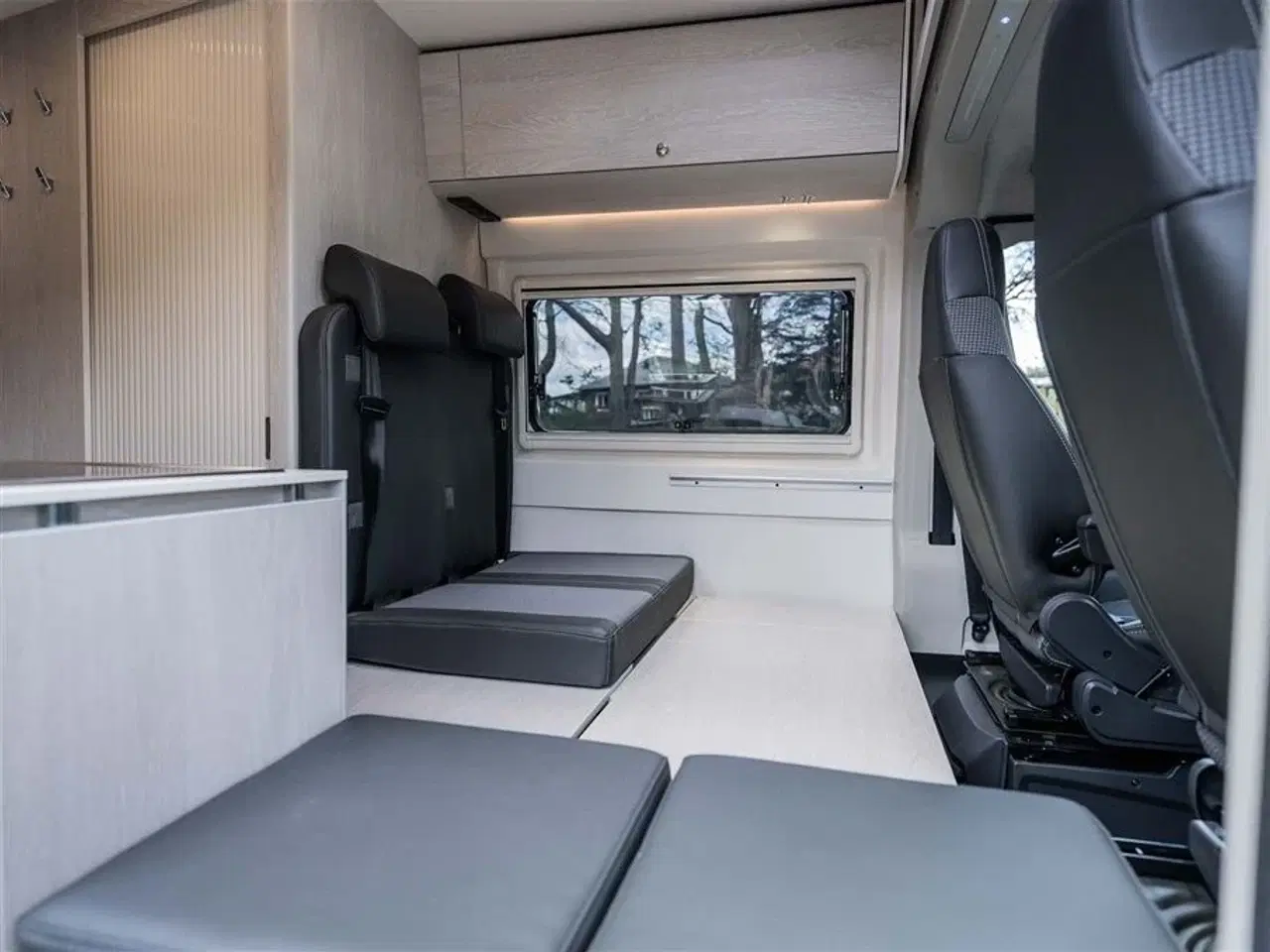 Billede 16 - 2026 - Tourne 6.0 Cruise Light Black   Tourne med essentielt udstyr