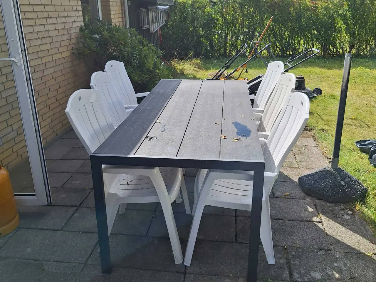 Billede 2 - Havebord med stole