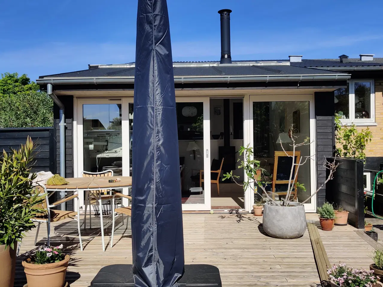 Billede 2 - Ny Solvej hængeparasol 3x4 med smartfod + overtræk