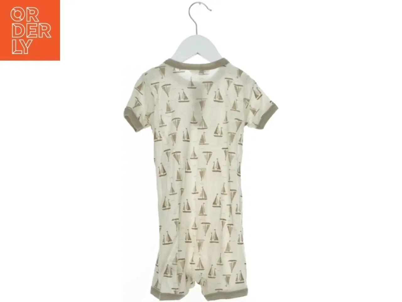 Billede 2 - Sommerdragt med bådmotiv fra Joha (str. 104)