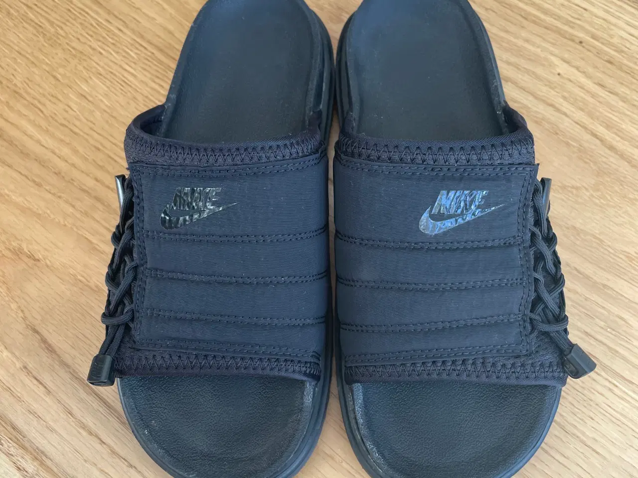 Billede 1 - Nike sorte sandaler