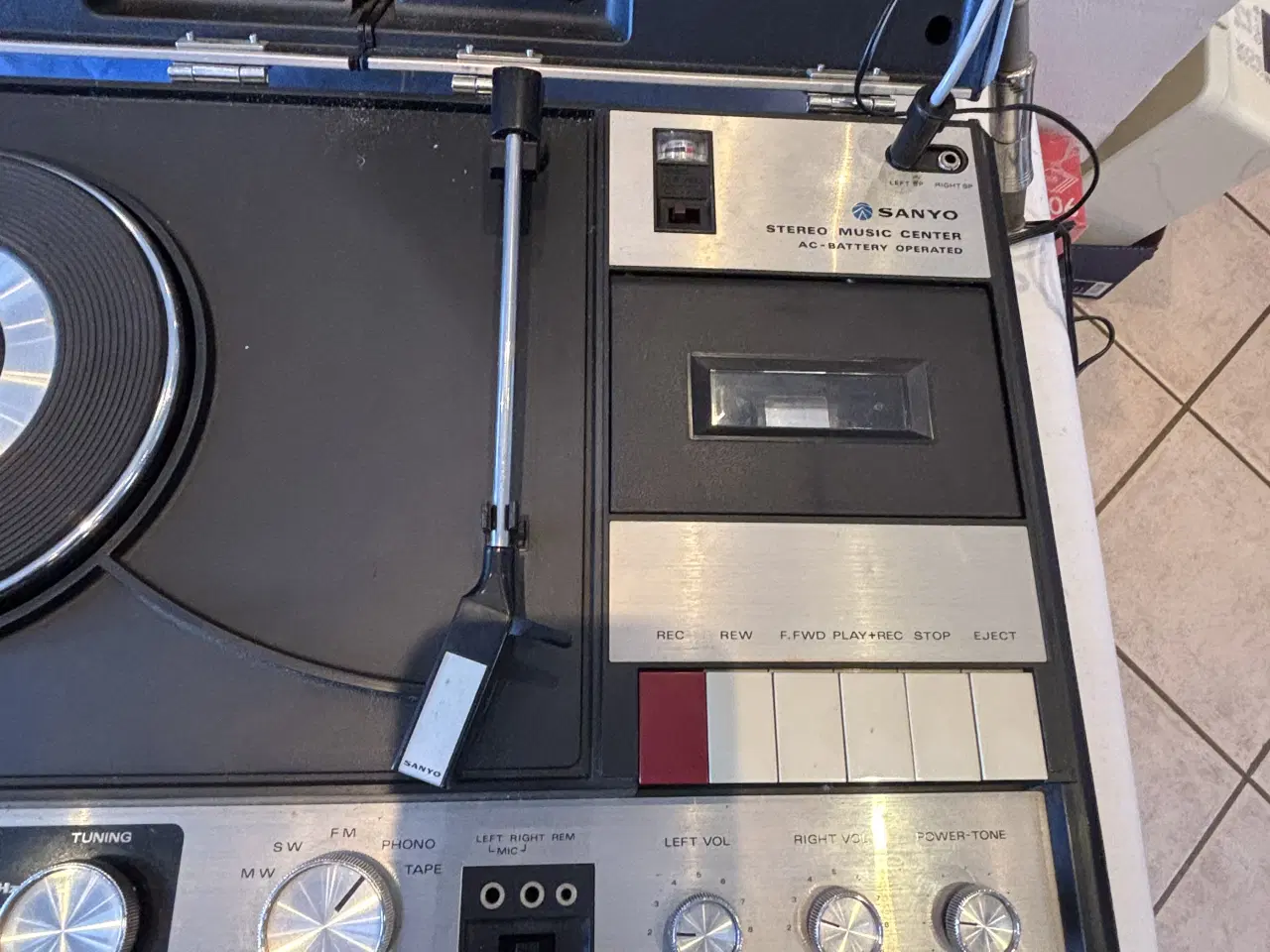 Billede 2 - Radio/pladespiller/kasette