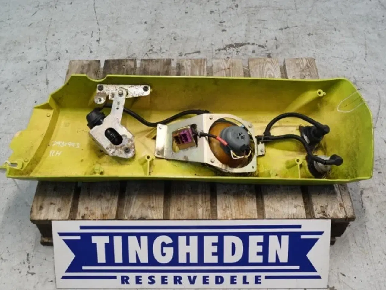 Billede 1 - Claas Lexion 580 R.H. Forlygte 7931993