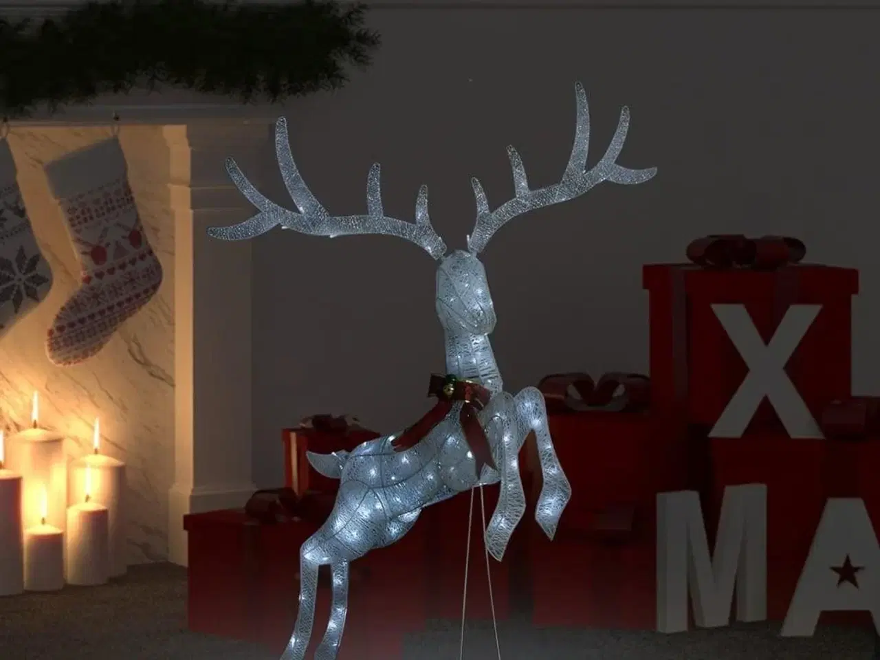 Billede 1 - Flyvende rensdyr juledekoration 120 lysdioder kold hvid