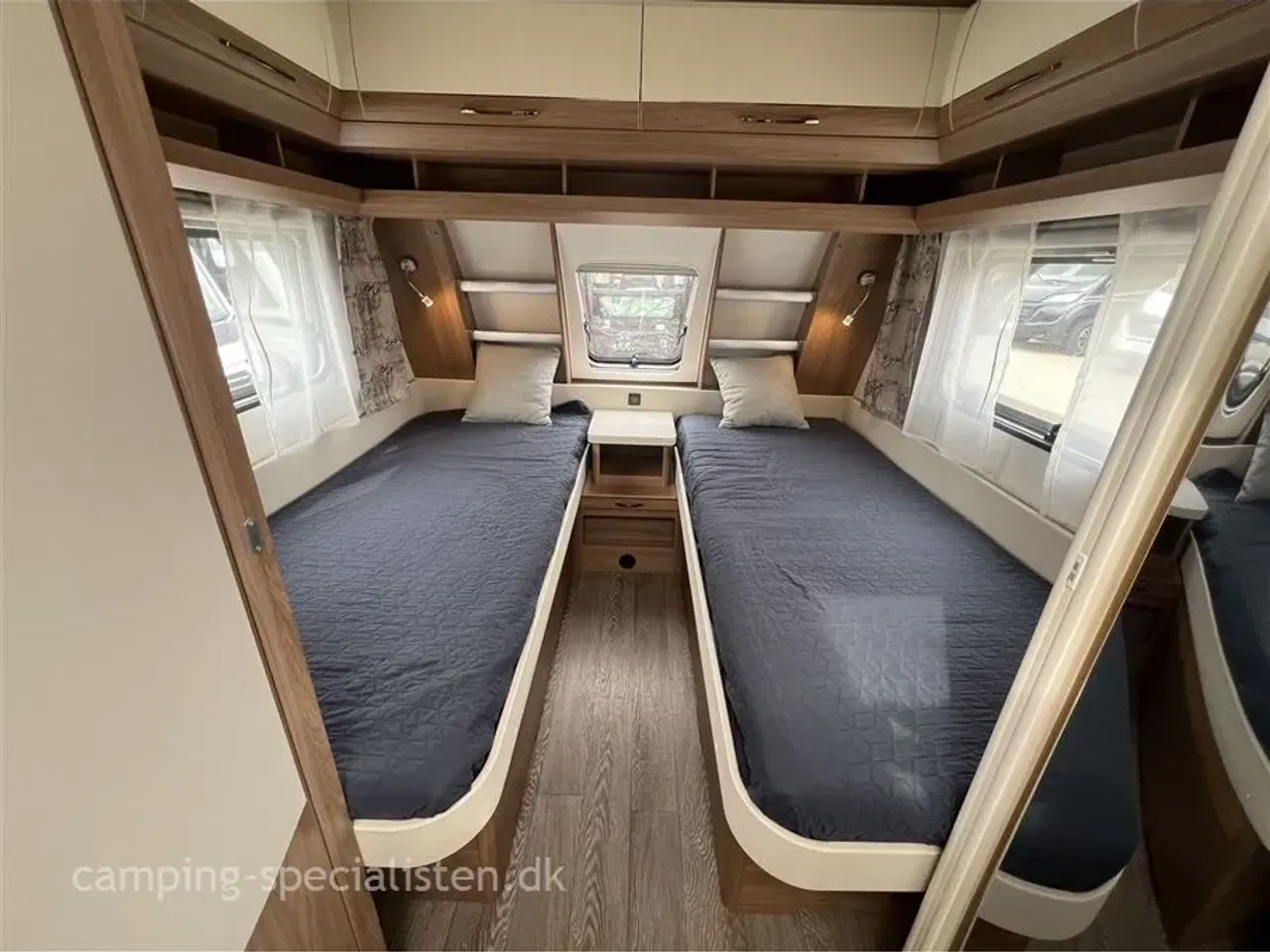 Billede 4 - 2021 - Hobby De Luxe 495 UL DK line   2021 Hobby 495 UL De Luxe DK LINE - se den nu hos Camping-Specialisten.dk
