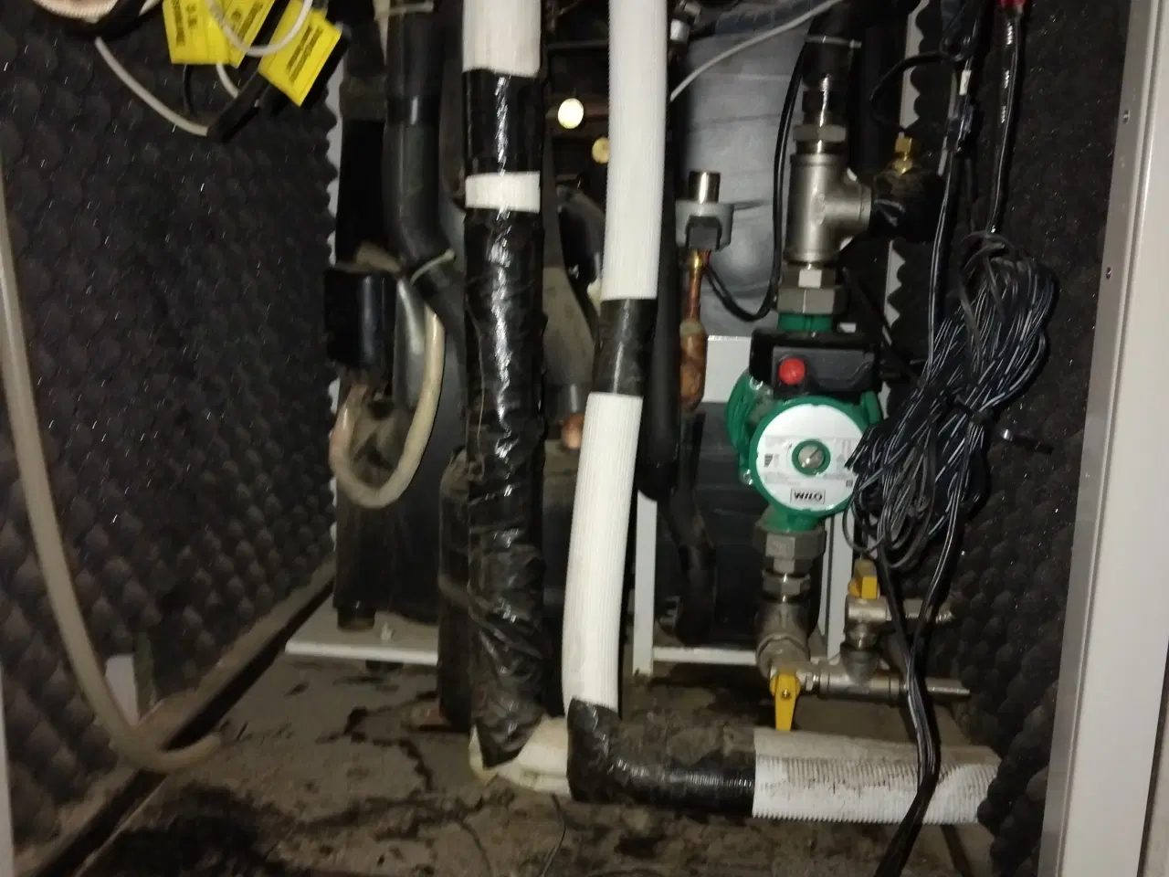 Billede 1 - Varmepumpe inderdel og yderdel