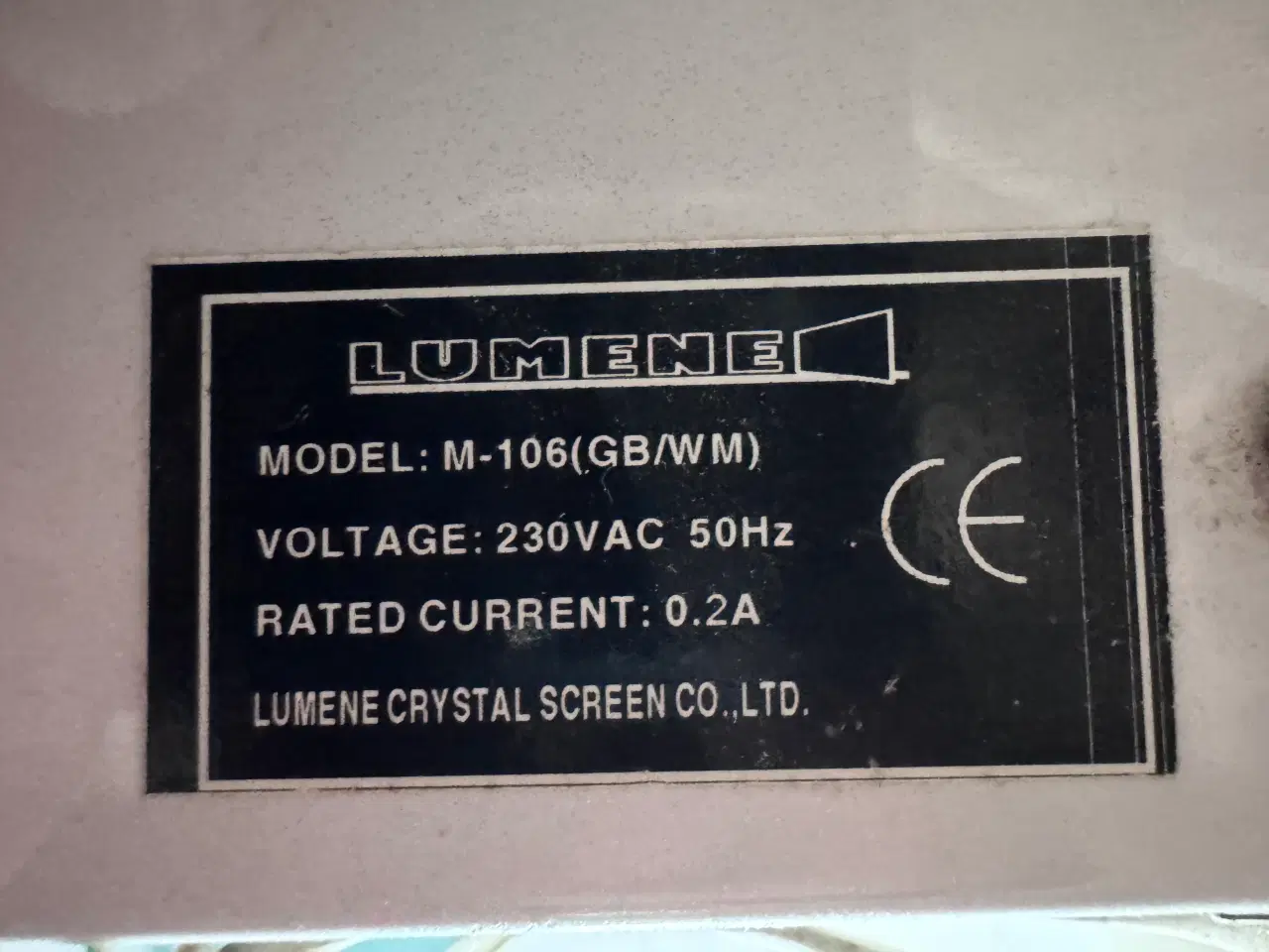 Billede 4 - Elektrisk Projektorlærred - Lumene Model M-106