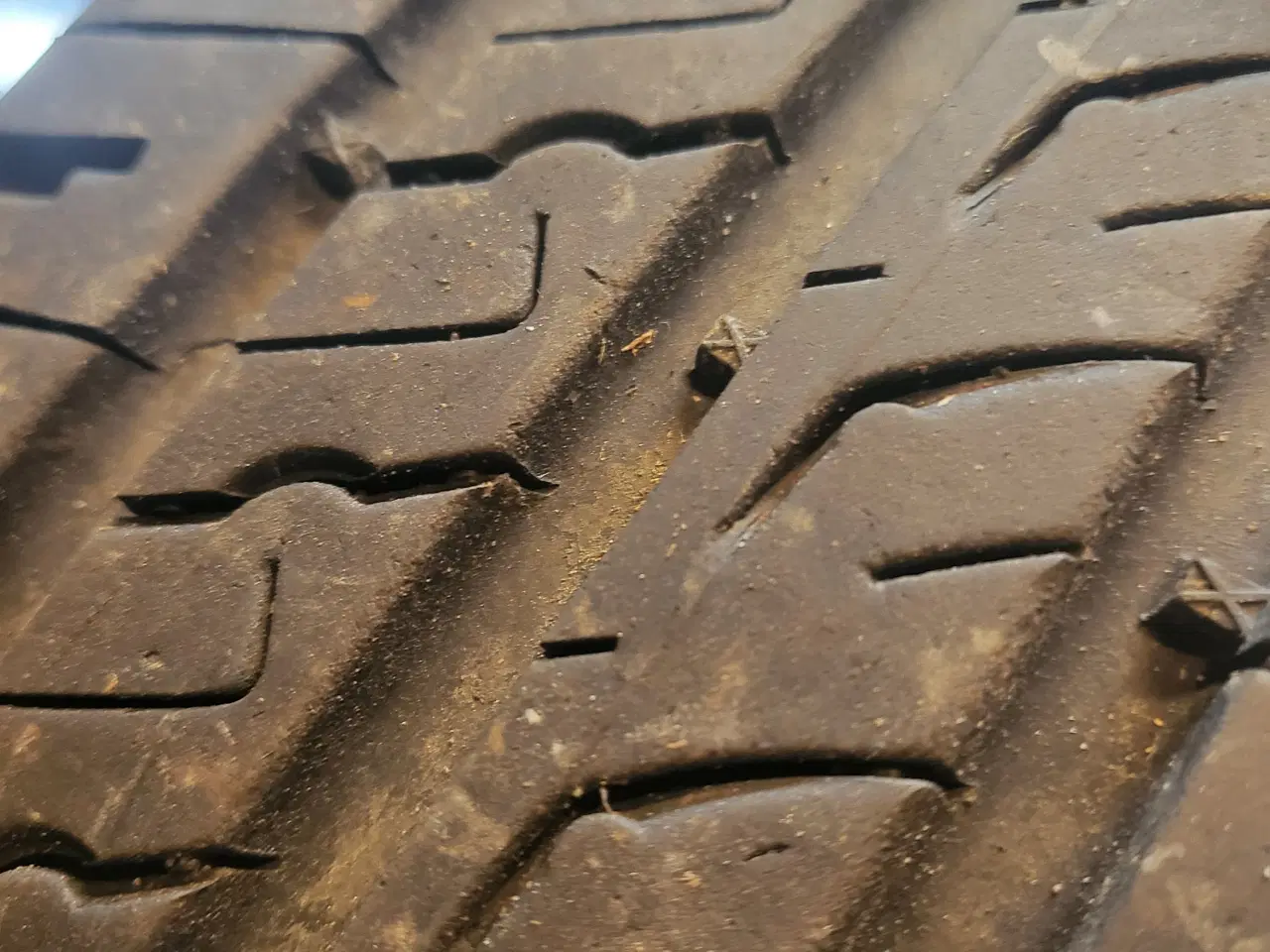 Billede 2 - 15' sommerdæk 175/65/15 4x100 Et 43