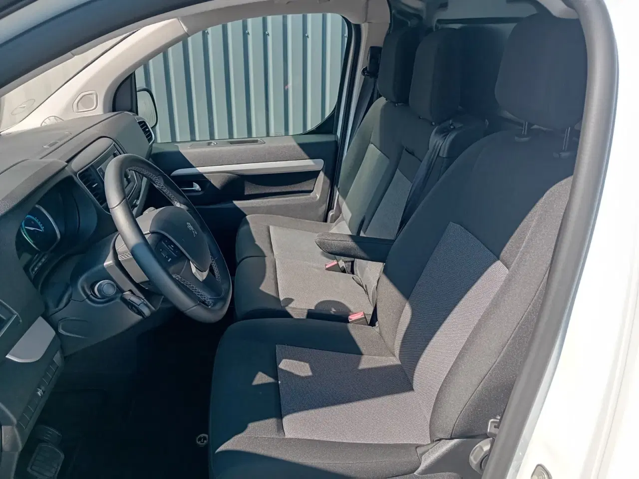 Billede 6 - Peugeot e-Expert 75 L2 Premium Van