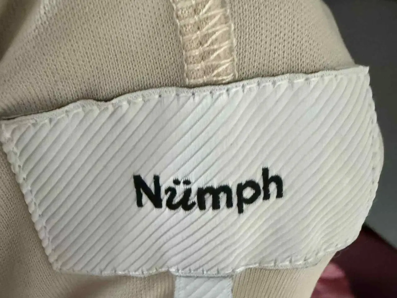 Billede 2 - Nederdel fra Nümph helt ny