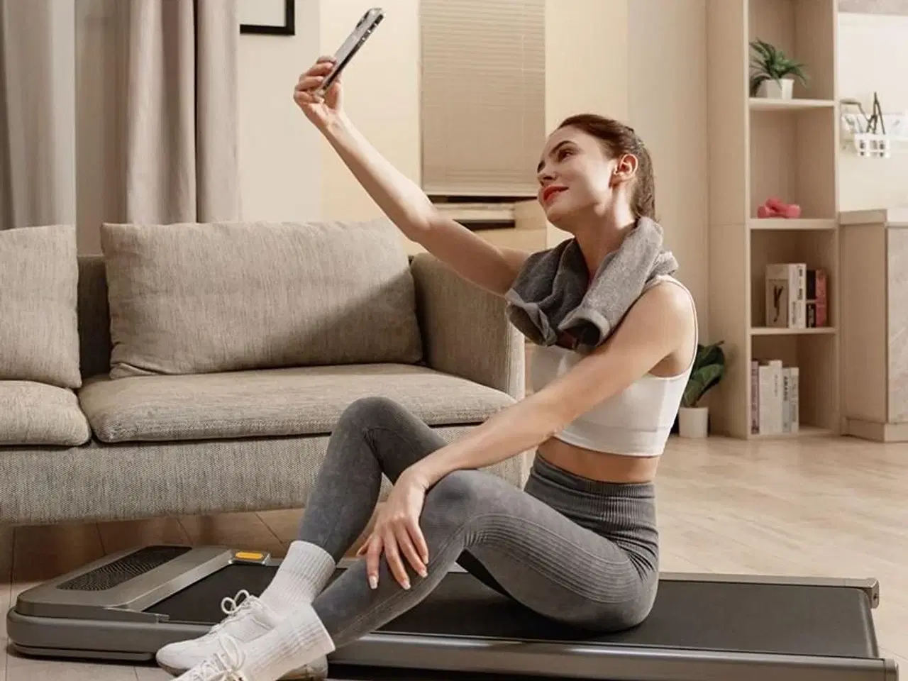 Billede 10 - Løbebånd UREVO Strol U1 walkingpad – elektrisk, 6 km/t