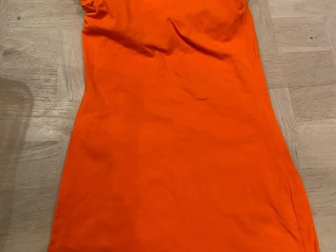 Billede 1 - Smart orange bluse str small