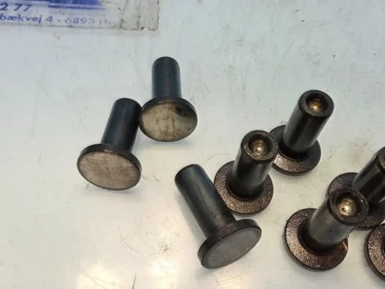 Billede 5 - Case 1620  Ventilløfter  3055052R1   12STK