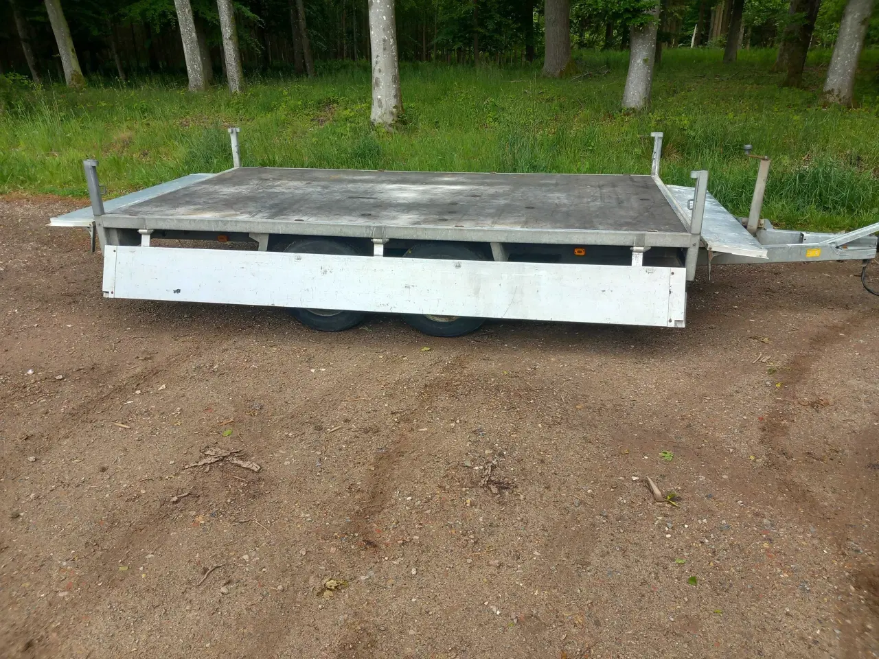Billede 4 - Nysynet 2500kg. Boogie trailer sælges 