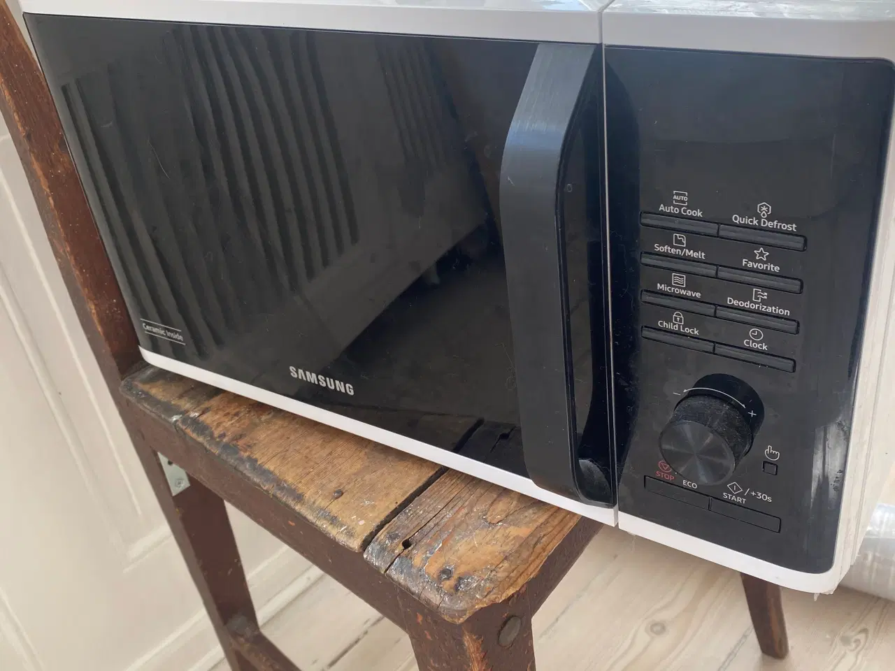Billede 2 - Mikrobølgeovn Samsung. 3 år gammel. Nypris 699. Sæ