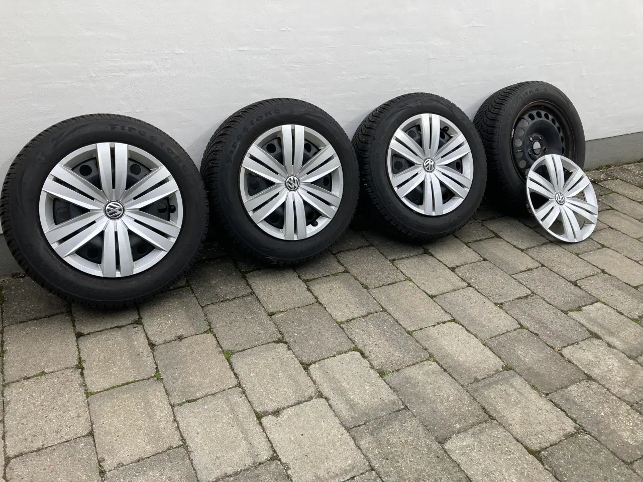 Billede 3 - Vinterhjul, komplet sæt med firestone winterhawk 4