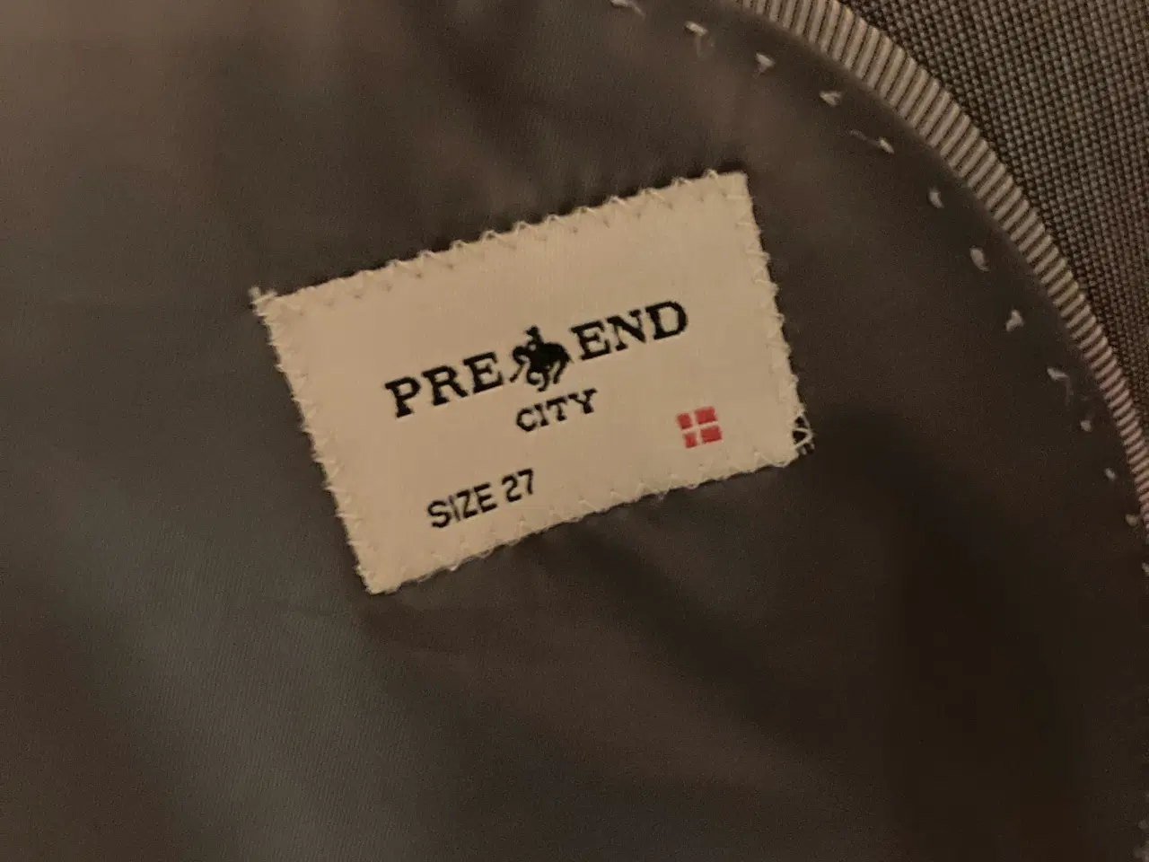 Billede 2 - Pre End City habit jakke