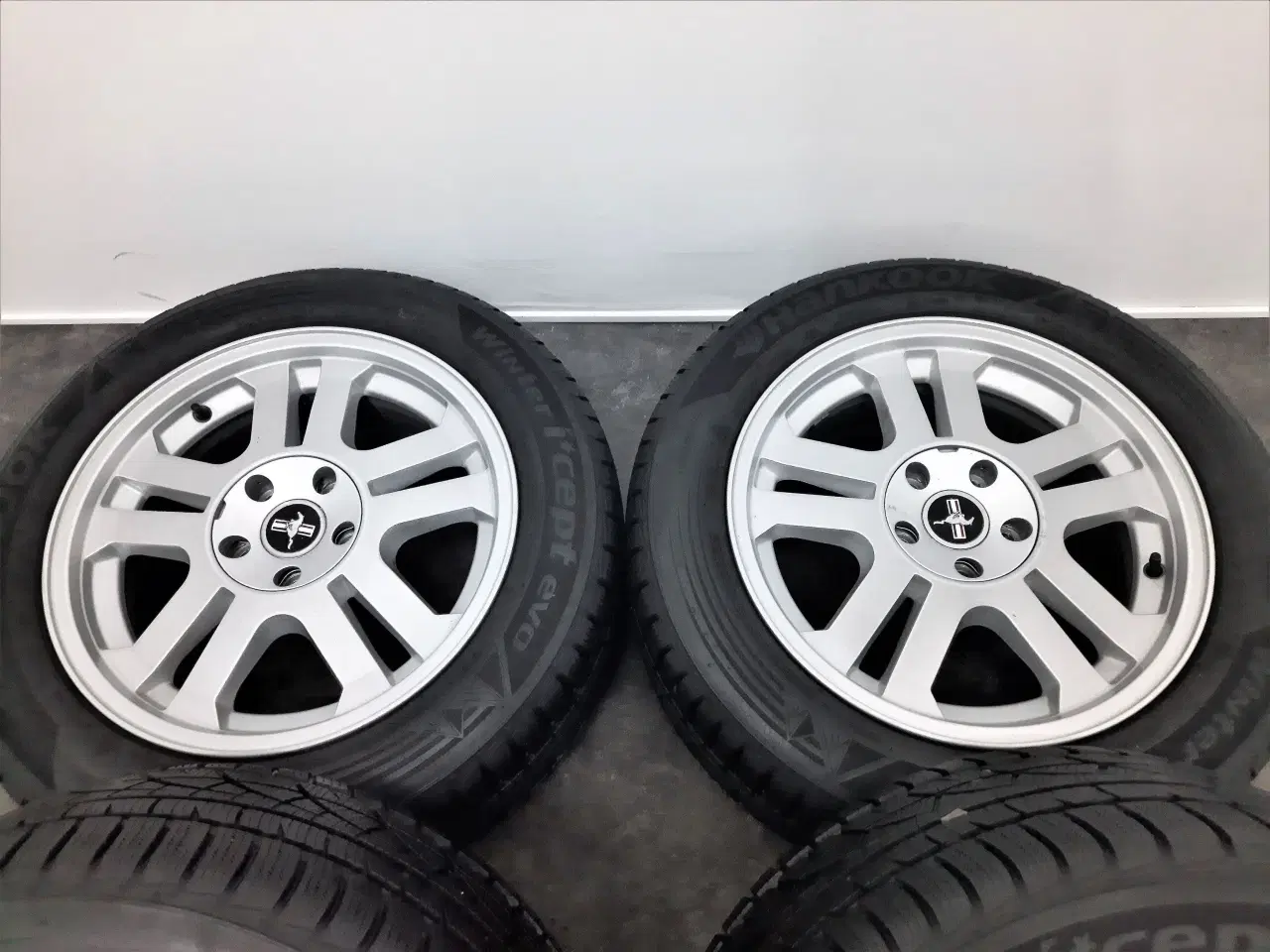 Billede 4 - 5x114,3 17" ET45 Ford Mustang GT vintersæt