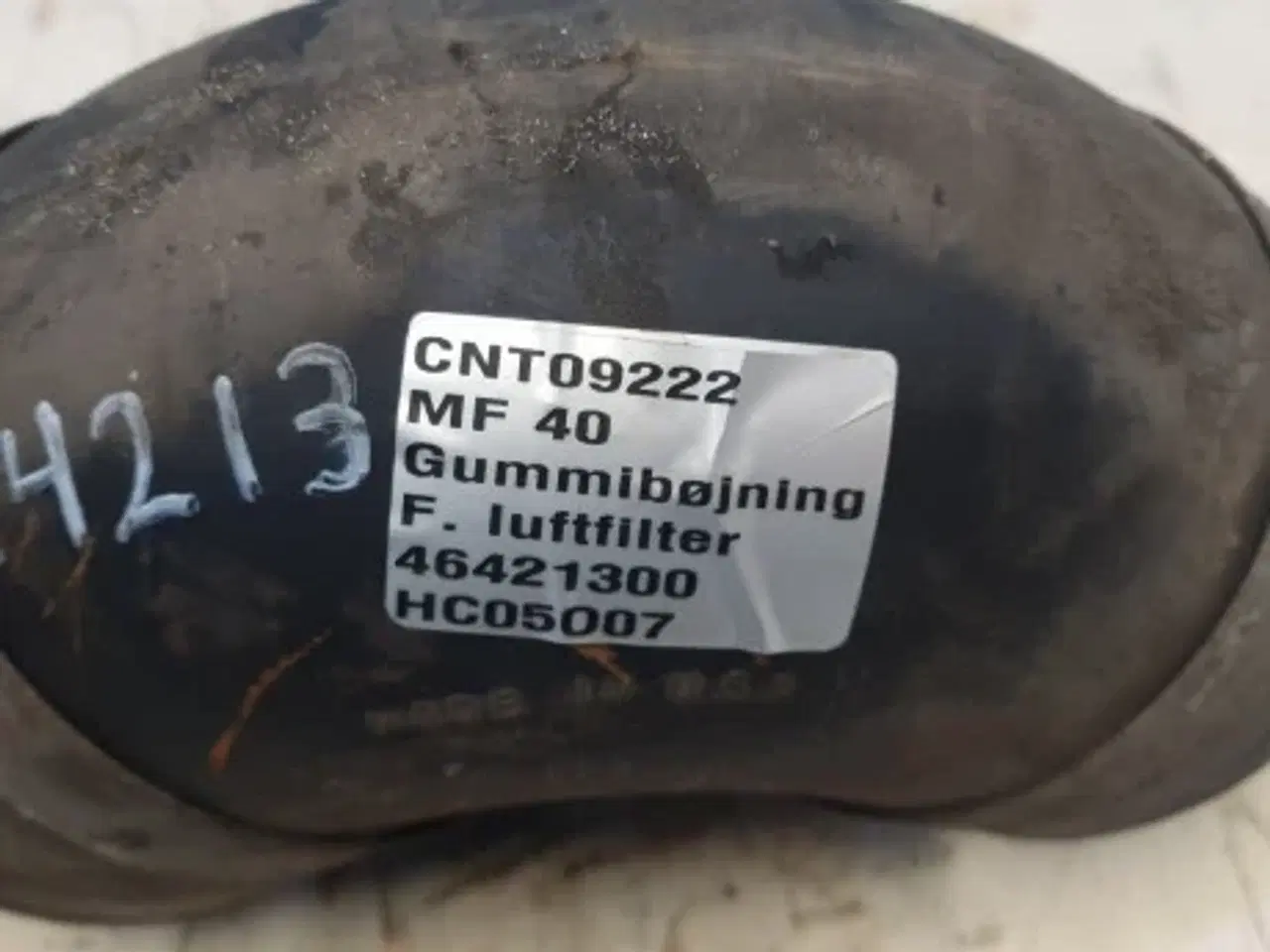 Billede 7 - Massey Ferguson 40 Gummibøjning F. Luftfilter 46421300