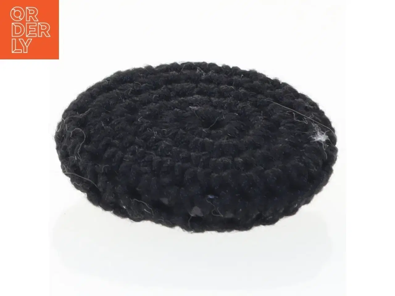 Billede 4 - Sort broche i uld (str. Ø 4 cm)