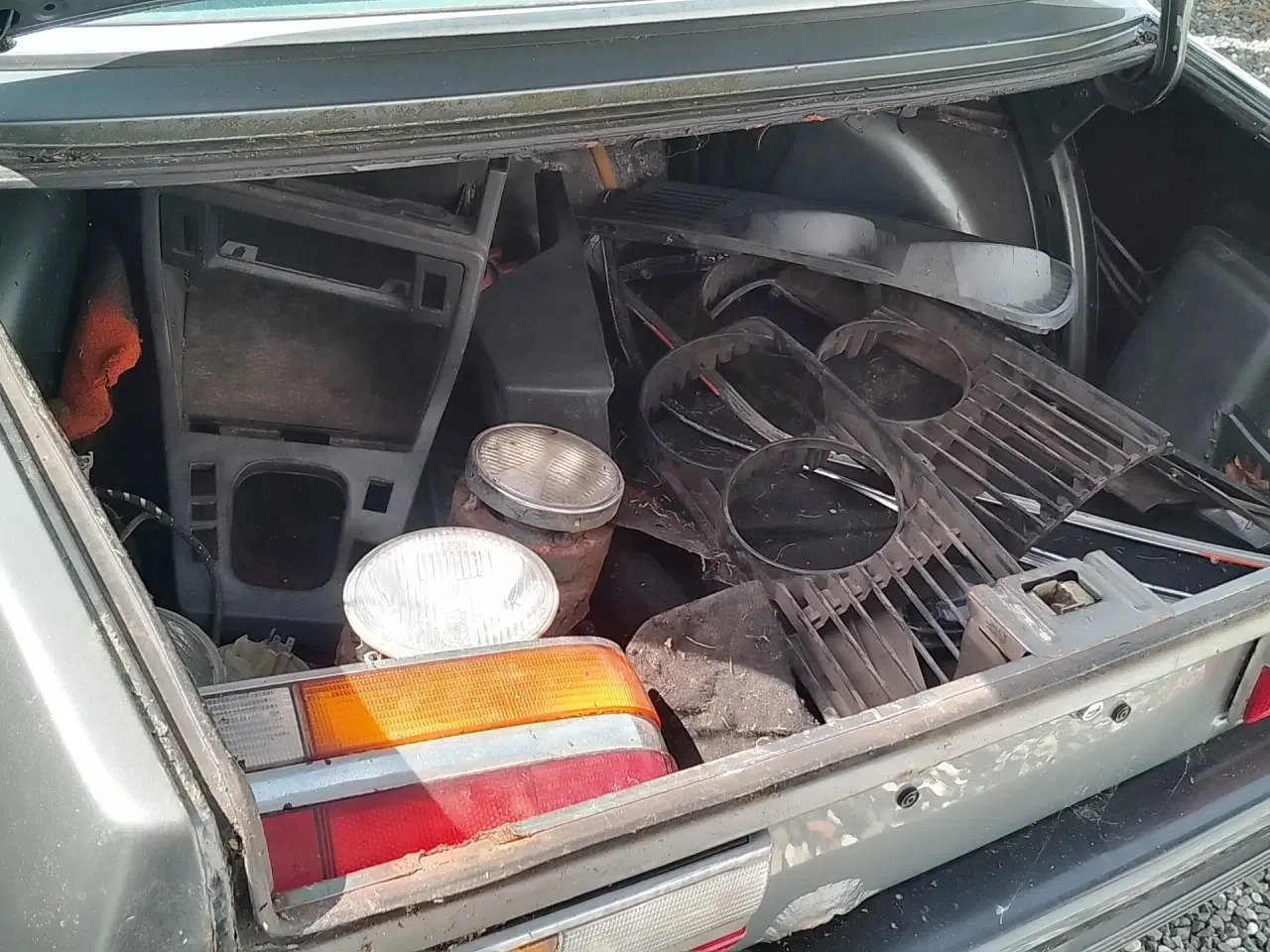 Billede 19 - BMW E28 525e 1987 projekt (uden afgift)