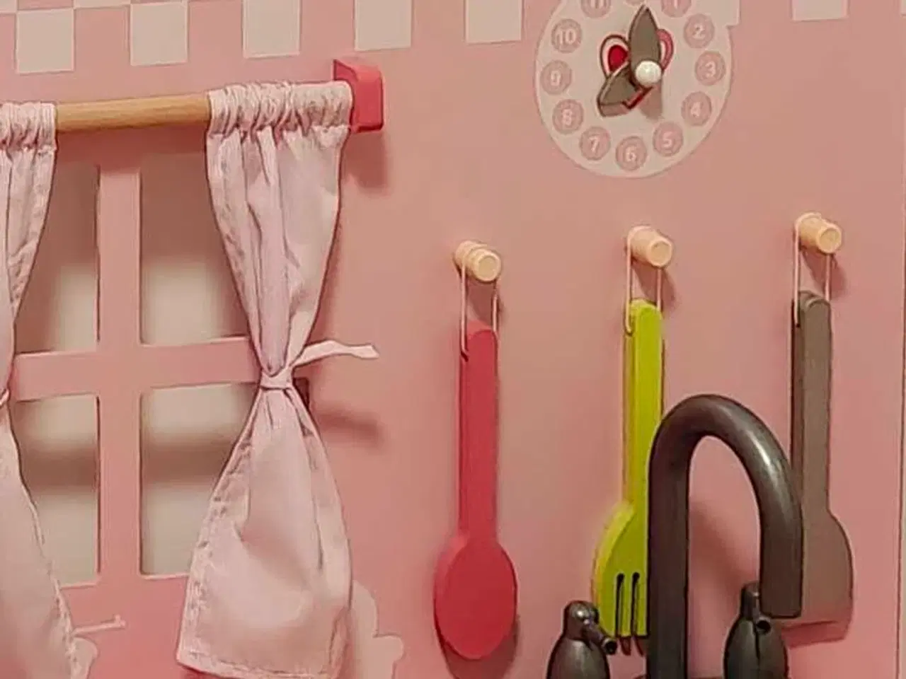 Billede 3 - Classic World Pink Træ legekøkken til børn