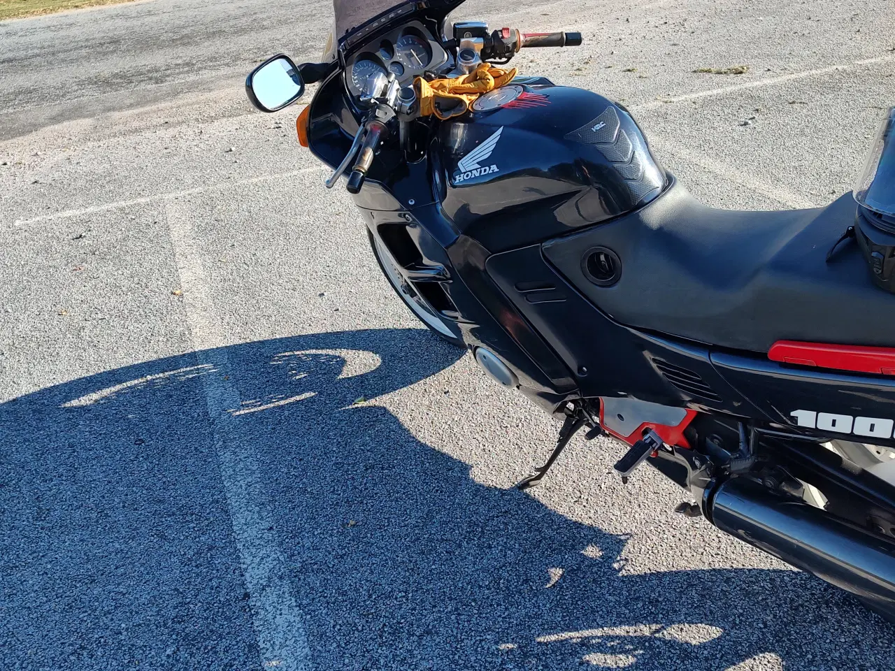 Billede 2 - Nysynet Honda cbr 1000 f