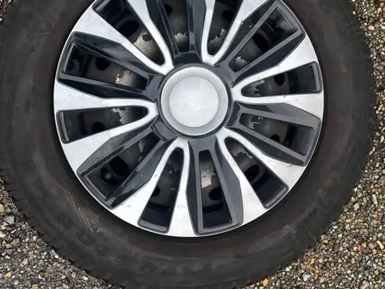 Billede 3 - Vinterdæk 195/65 R15 Firestone Winterhawk 950 kr.