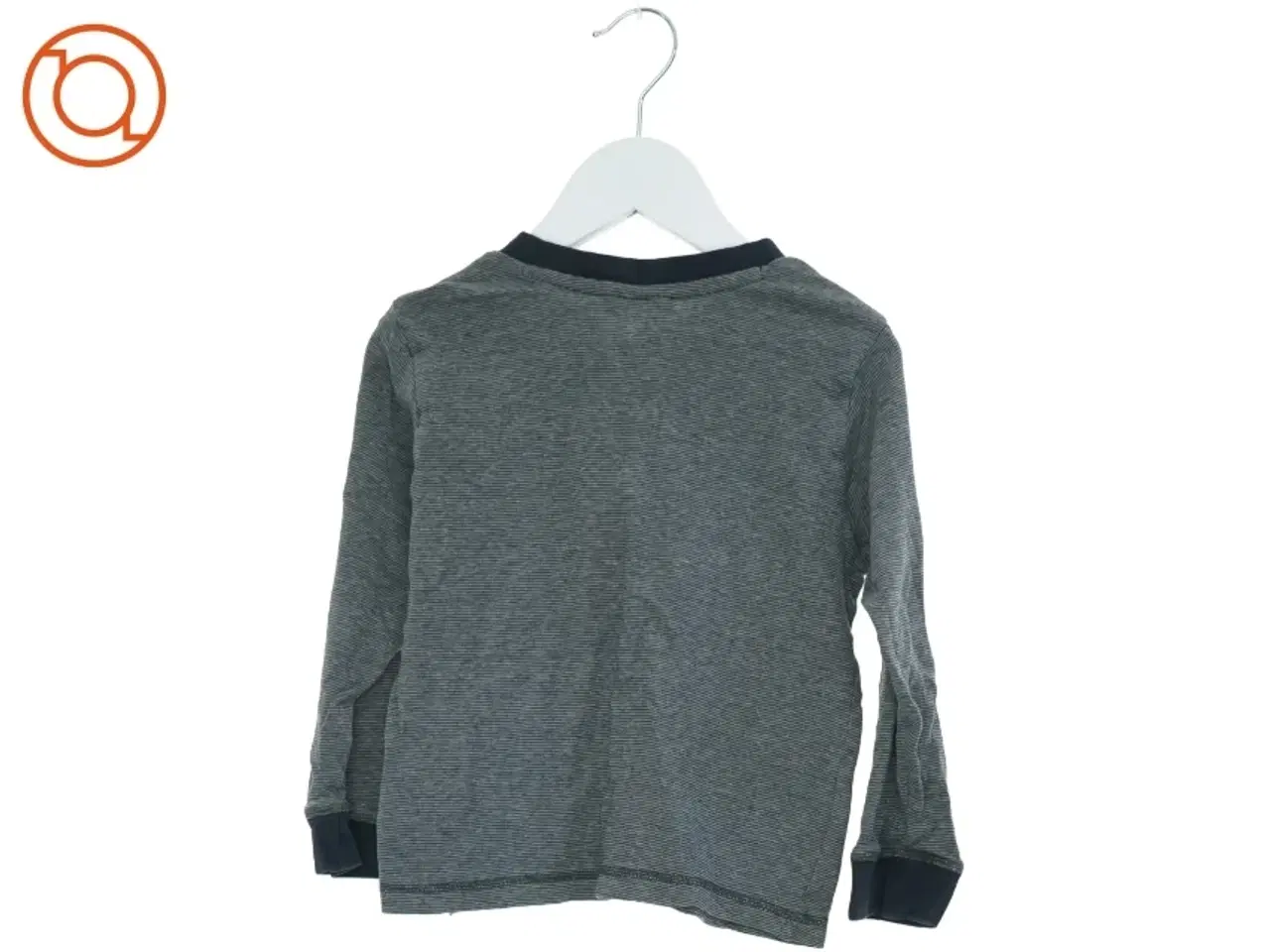 Billede 2 - Bluse fra Hummel (str. 116 cm)