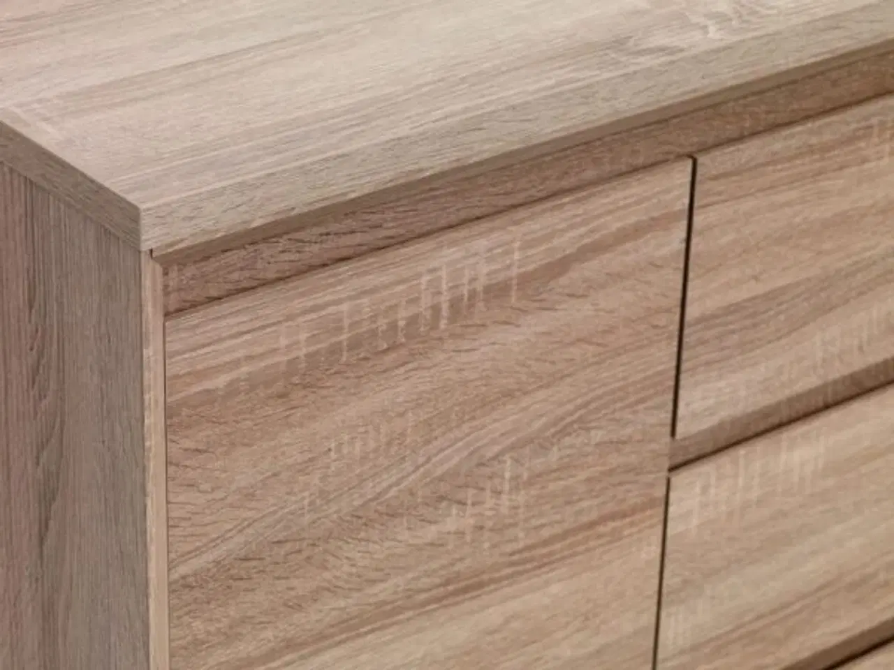 Billede 2 - Skænk i lys eg