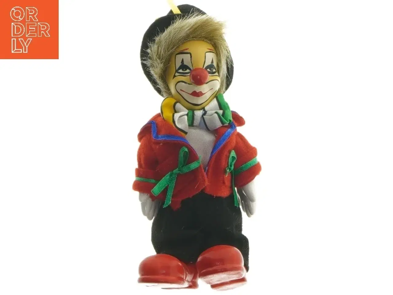 Billede 1 - Figur i traditionel klædedragt (str. 17,5 cm)