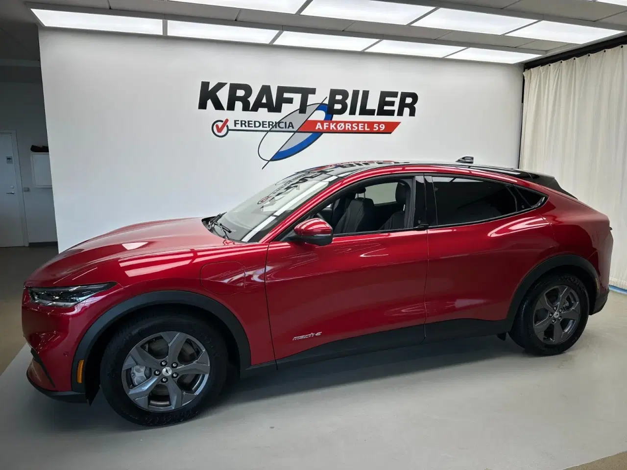 Billede 3 - Ford Mustang Mach-E 75 Premium Standard Range