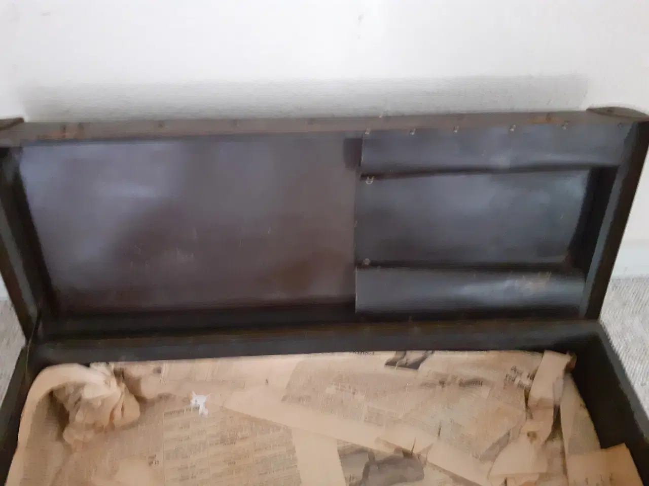Billede 4 - Gl kuffert. 