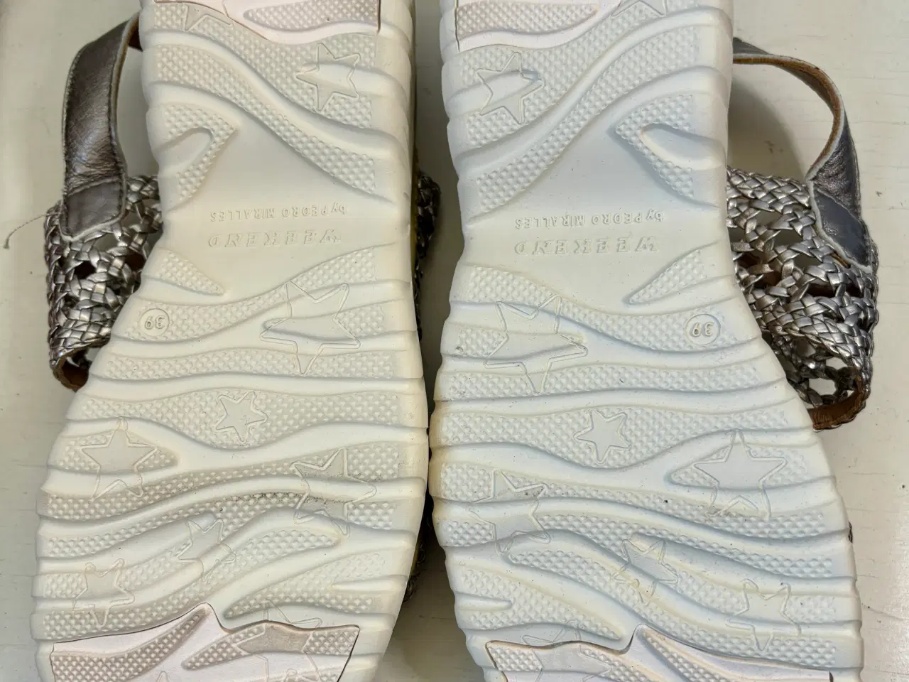 Billede 6 - Pedro Miralles, sandaler m guldflet, str 39