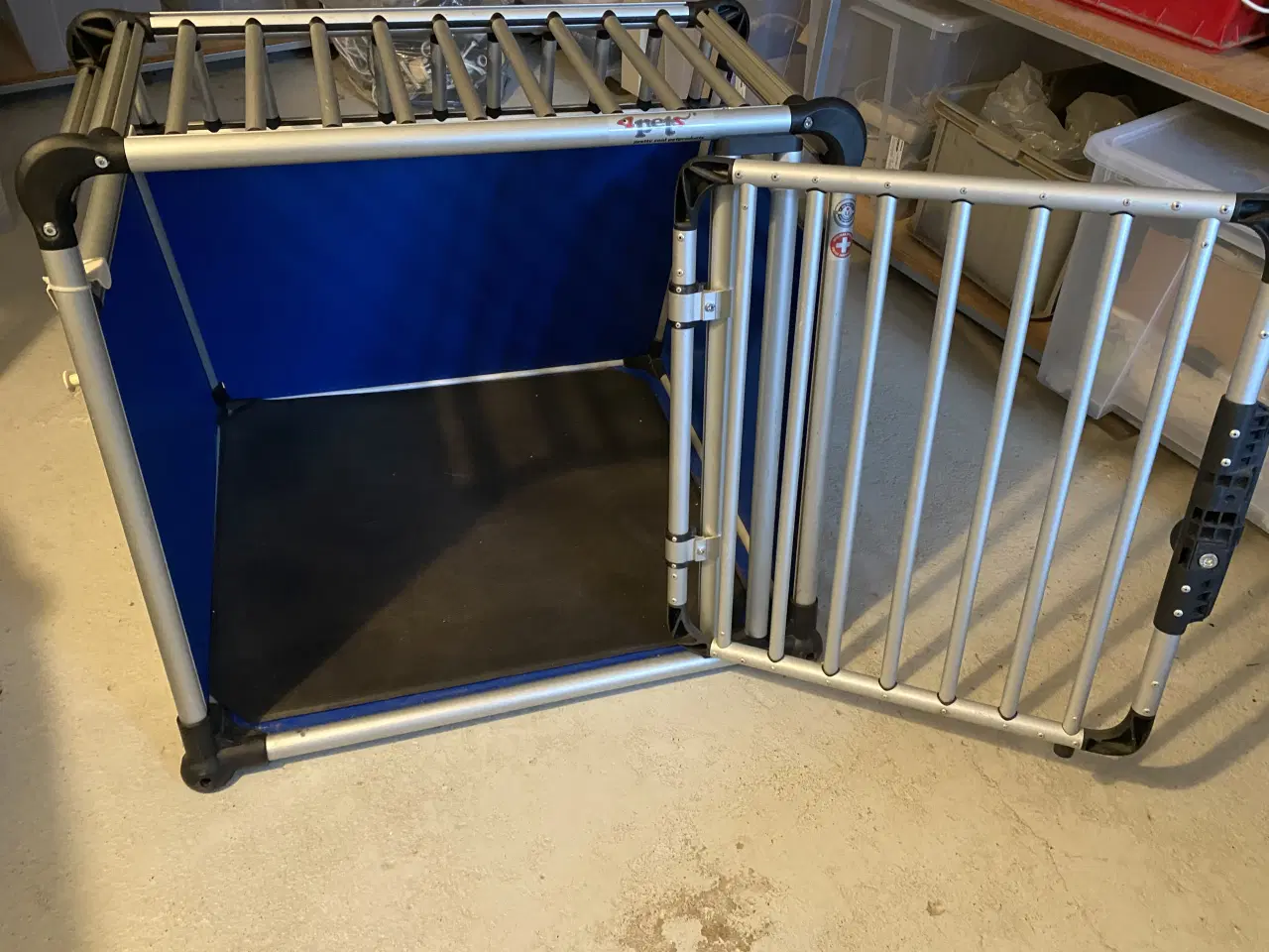 Billede 2 - Hundebur lavet af aluminium