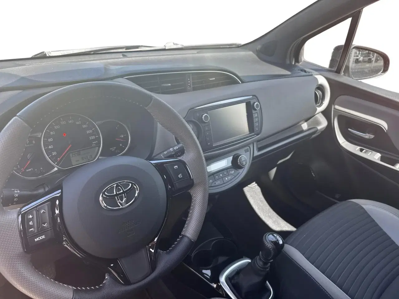 Billede 9 - Toyota Yaris 1,3 VVT-I Delight 100HK 5d 6g